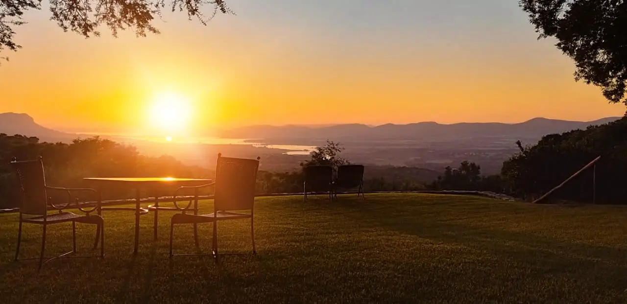 Sundowners on the lawn